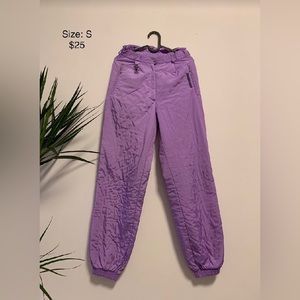 Woman’s retro ski pants